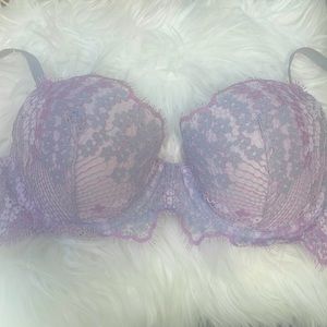 Victoria’s Secret Lace Bra - Like New